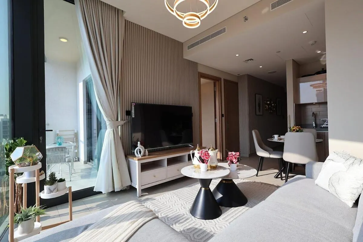 Cozy And Calm Apartment Dubai United Arab Emirates